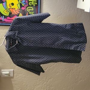 Airwalk shirt great condition